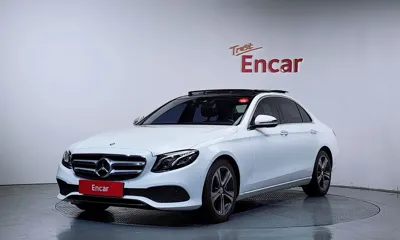Mercedes-Benz E-Class · 2017 год