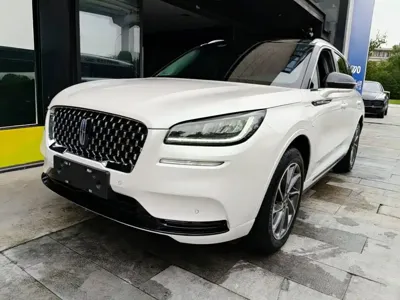 Lincoln Corsair Hybrid · 2022 год