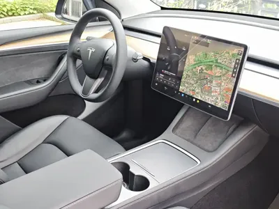 Tesla Model Y 2021, 95000 км, за 132800 CNY - фото 12