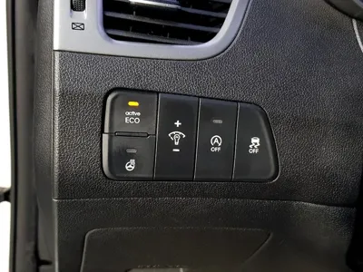 Hyundai Avante 2014, 187718 км, за 3300000 KRW - фото 11