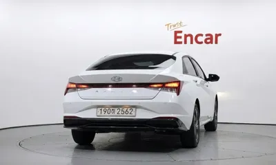 Hyundai Avante 2023, 48687 км, за 17000000 KRW