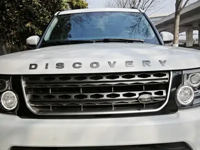 Land Rover Discovery 2016, 150000 км, за 178000 CNY