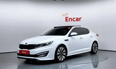 Kia K5 · 2011 год