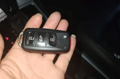 Volkswagen Passat 2014, 96600 км, за 43439.02 CNY - фото 9