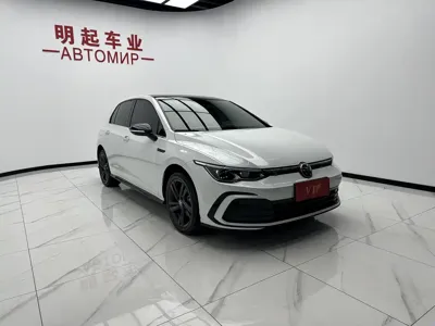 Volkswagen Golf 2023, 14000 км, за 135800 CNY - фото 3