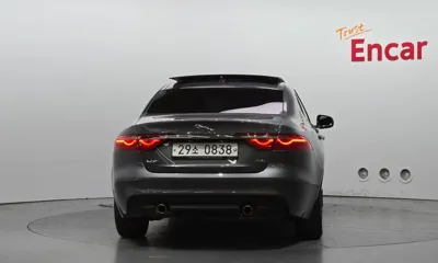 Jaguar XF 2016, 116636 км, за 8000000 KRW