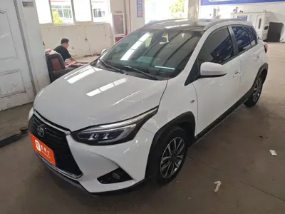 Toyota Yaris L · 2022 год