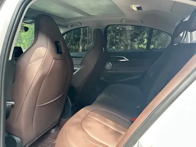 BMW 1 Series 2022, 22000 км, за 92000 CNY - фото 8