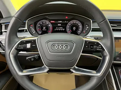 Audi A8 2023, 32000 км, за 585000 CNY - фото 11