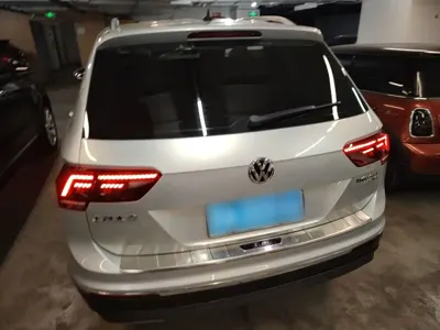 Volkswagen Tiguan L 2017, 89200 км, за 76400 CNY