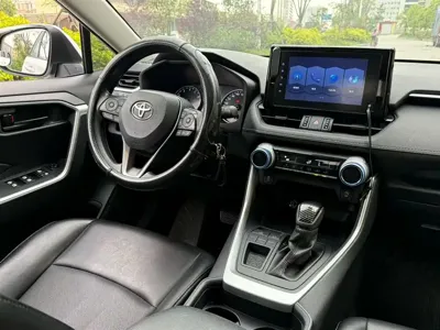 Toyota RAV4 2021, 30000 км, за 105800 CNY - фото 7