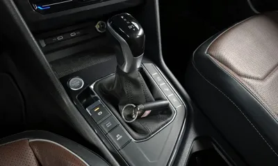 Volkswagen Tiguan 2022, 98196 км, за 26000000 KRW - фото 9