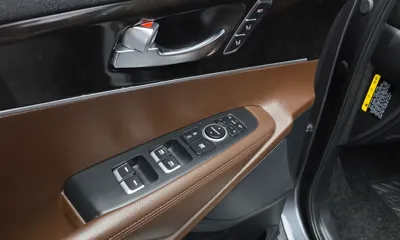 Kia Sorento 2017, 201155 км, за 9900000 KRW - фото 13
