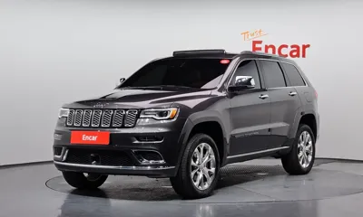 Jeep Cherokee · 2020 год