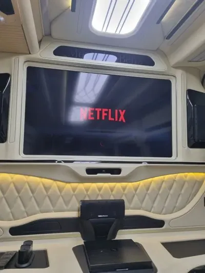 Mercedes-Benz Sprinter 2016, 59966 км, за 56000000 KRW - фото 16