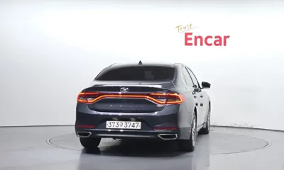 Hyundai Grandeur 2018, 204631 км, за 9300000 KRW