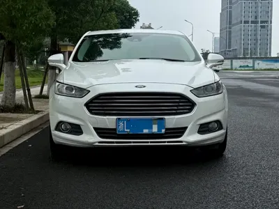 Ford Mondeo 2016, 140000 км, за 26300 CNY