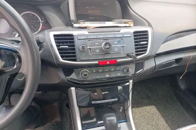 Honda Accord 2016, 86400 км, за 81285.33 CNY - фото 12
