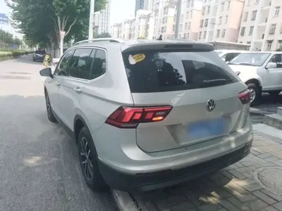 Volkswagen Tiguan L 2017, 121000 км, за 51800 CNY - фото 5
