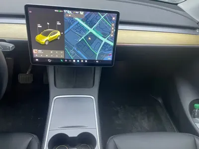 Tesla Model Y 2022, 40000 км, за 94200 CNY - фото 8