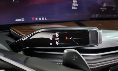 Cadillac Escalade 2025, 4476 км, за 171000000 KRW - фото 9