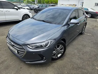 Hyundai Avante · 2018 год