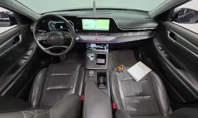 Hyundai Grandeur 2020, 83075 км, за 15336.84 USD - фото 7