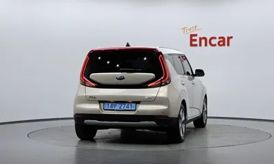 Kia Soul 2019, 124701 км, за 18300000 KRW