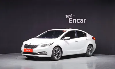 Kia K3 · 2015 год