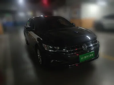 Volkswagen Bora 2019, 129000 км, за 43834.25 CNY