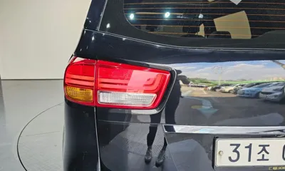 Kia Canival 2016, 184954 км, за 8900000 KRW - фото 23