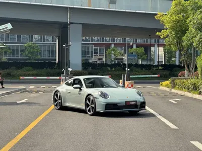 Porsche 911 2025, 4000 км, за 1398000 CNY - фото 3