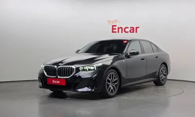 BMW 5-Series · 2025 год
