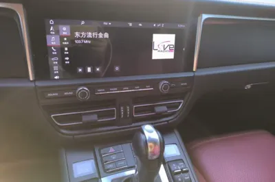 Porsche Macan 2018, 60500 км, за 200737.23 CNY - фото 14