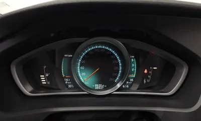 Volvo V40 2016, 98927 км, за 7900000 KRW - фото 8