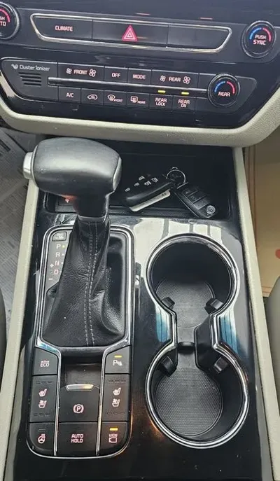 Kia Canival 2019, 114984 км, за 18500000 KRW - фото 9