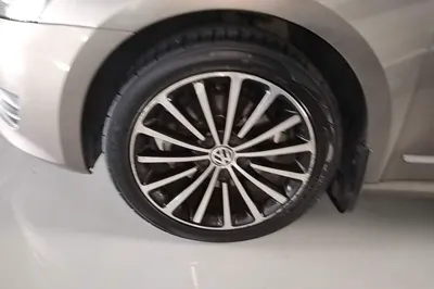 Volkswagen Passat 2014, 128000 км, за 52144.77 CNY - фото 8