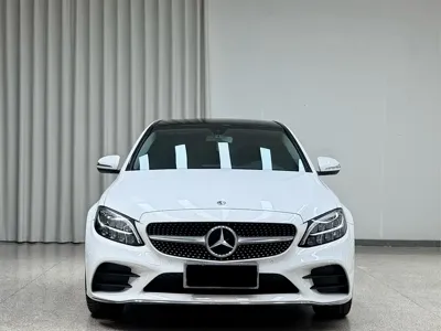 Mercedes-Benz C-Class 2019, 68000 км, за 123600 CNY