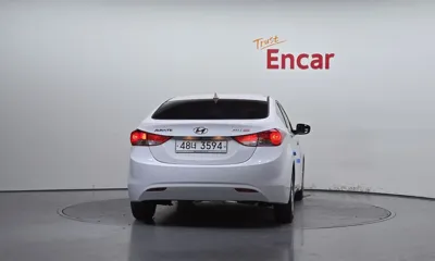 Hyundai Avante 2011, 118085 км, за 3800000 KRW
