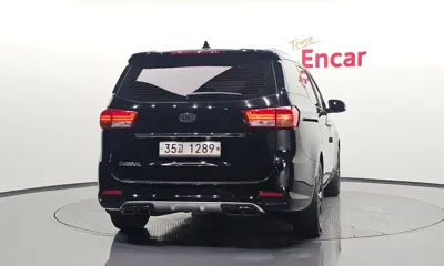 Kia Canival 2018, 136741 км, за 11990000 KRW - фото 4
