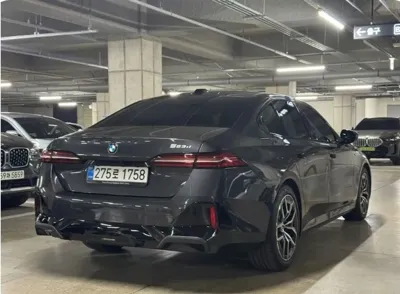 BMW 5-Series 2025, 8998 км, за 62000000 KRW