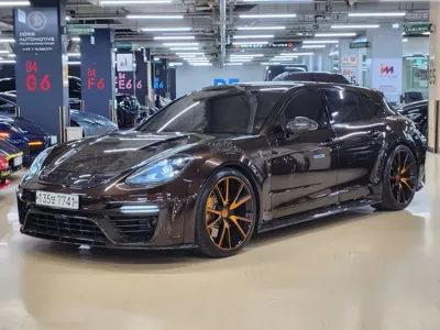 Porsche Panamera · 2018 год