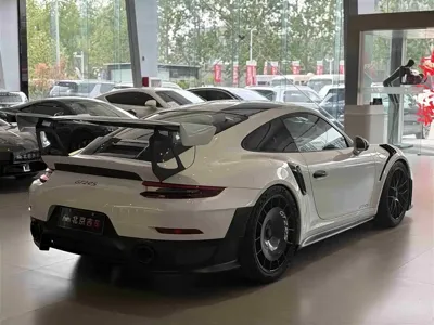 Porsche 911 2018, 6000 км, за 2488800 CNY - фото 10