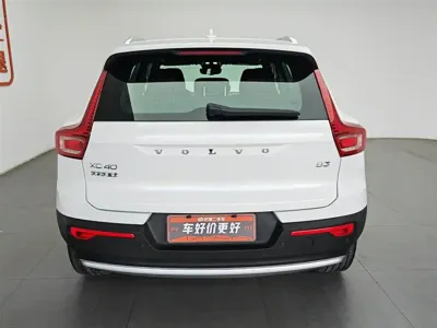 Volvo XC40 2023, 108400 км, за 85900 CNY