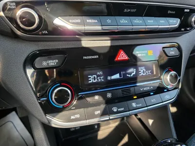 Hyundai Ioniq 2019, 180744 км, за 6990000 KRW - фото 13