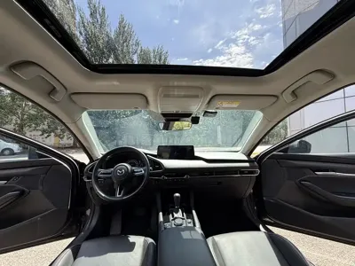 Mazda 3 Axela 2023, 11000 км, за 102800 CNY - фото 10