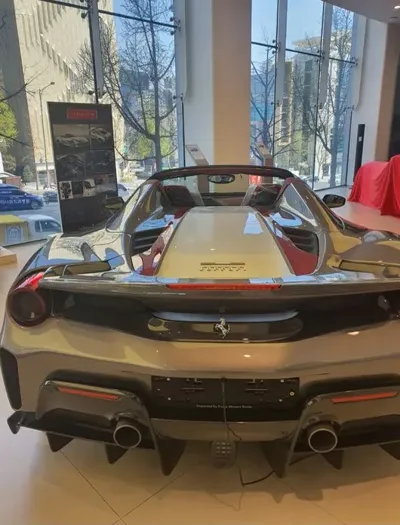 Ferrari 488 2020, 700 км, за 999990000 KRW - фото 6
