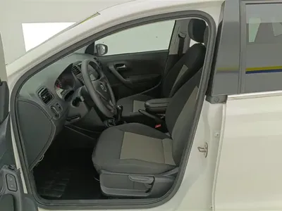 Volkswagen Polo 2017, 74000 км, за 25800 CNY - фото 9