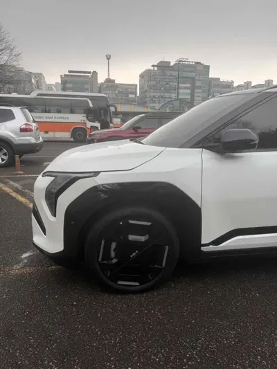 Kia EV3 2026, 5200 км, за 23840000 KRW