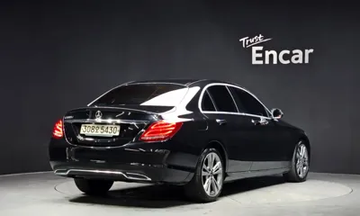 Mercedes-Benz C-Class 2018, 106886 км, за 17500000 KRW